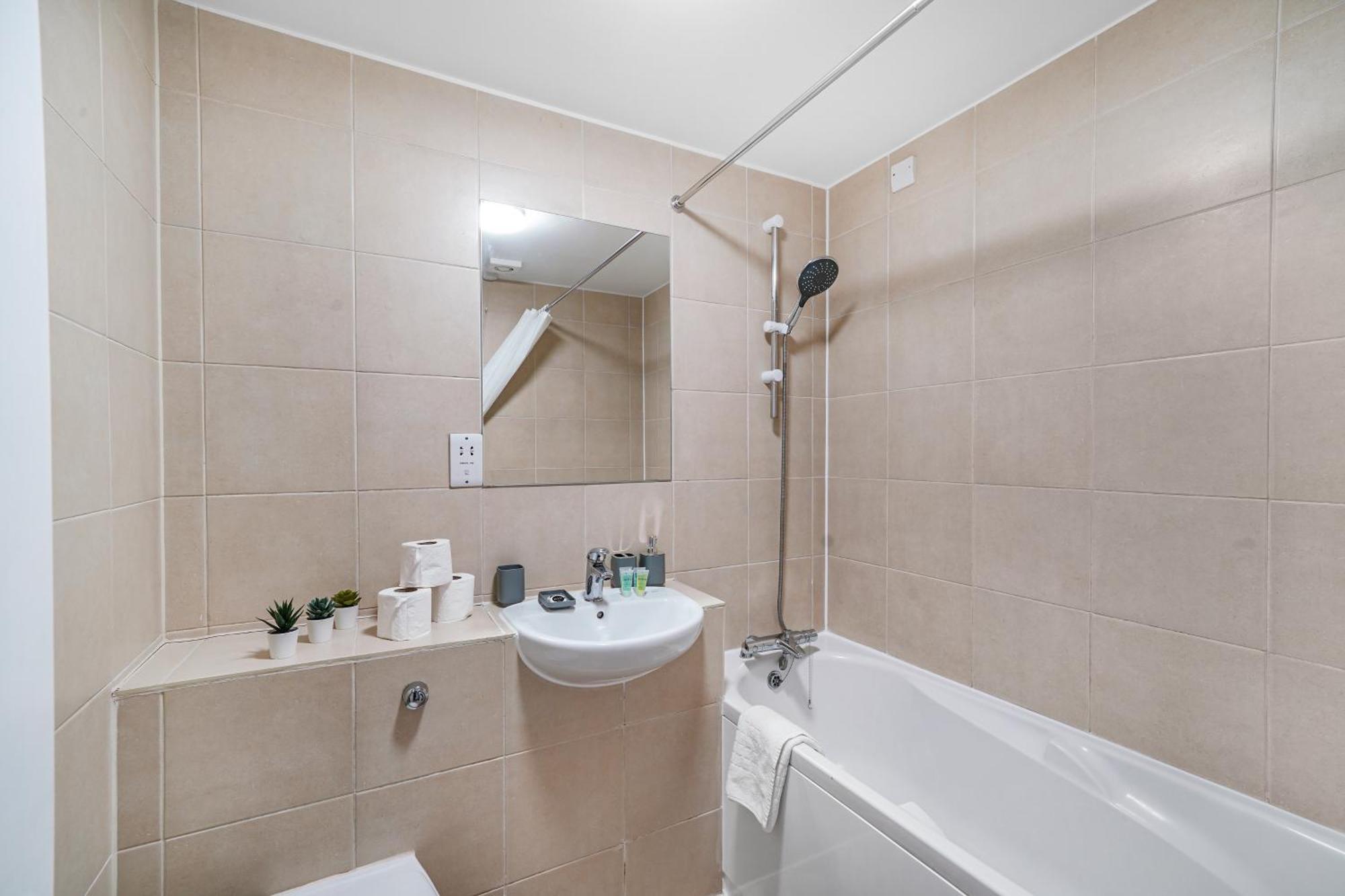 ロンドンBoutique Central Hackney Abode - Balcony - Sleeps 6アパートメント エクステリア 写真